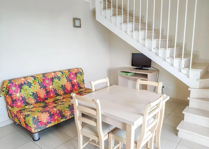 Homiday - Cerrano Park