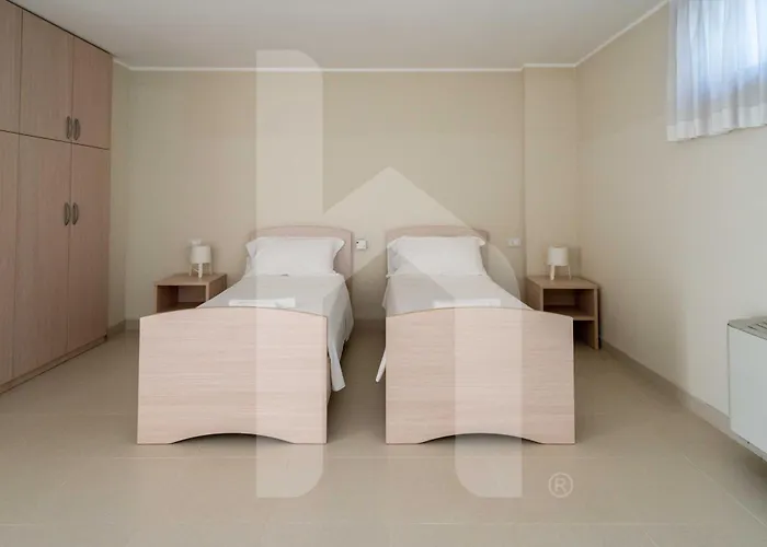 Homiday - Cerrano Park Apartman *